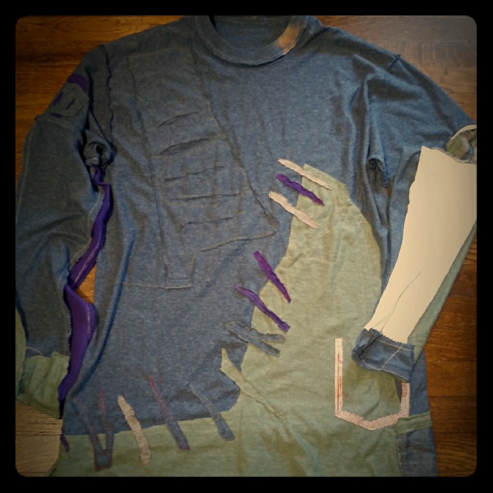 Tee shirt